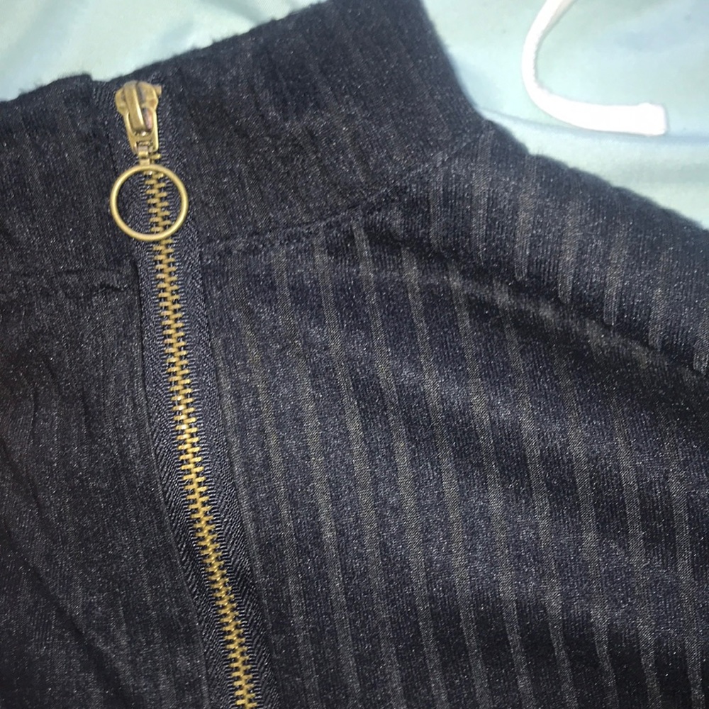 long sleeve - Picture 2 of 4